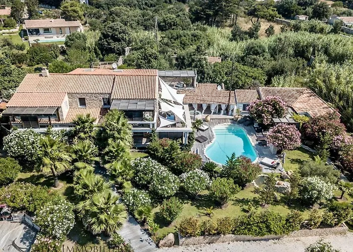 Petra Bianca & Bed & Breakfast 4*