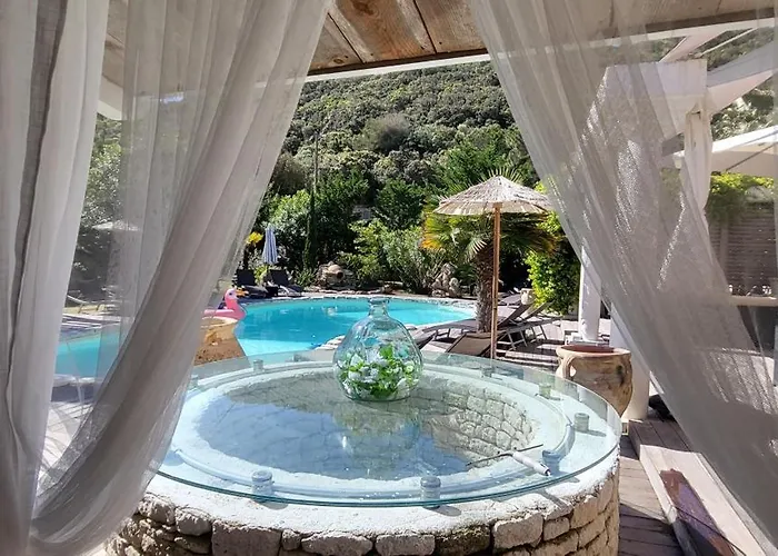 Bed & Breakfast Petra Bianca & 4*