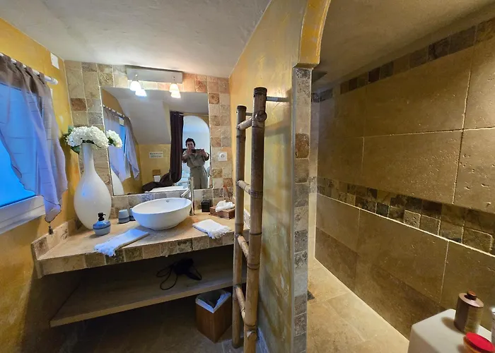 Petra Bianca & Bed & Breakfast 4*